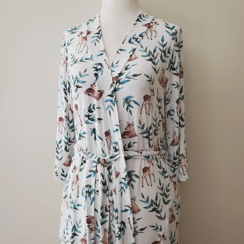 Milkmaid Goods Robe - Picture 13 of 16